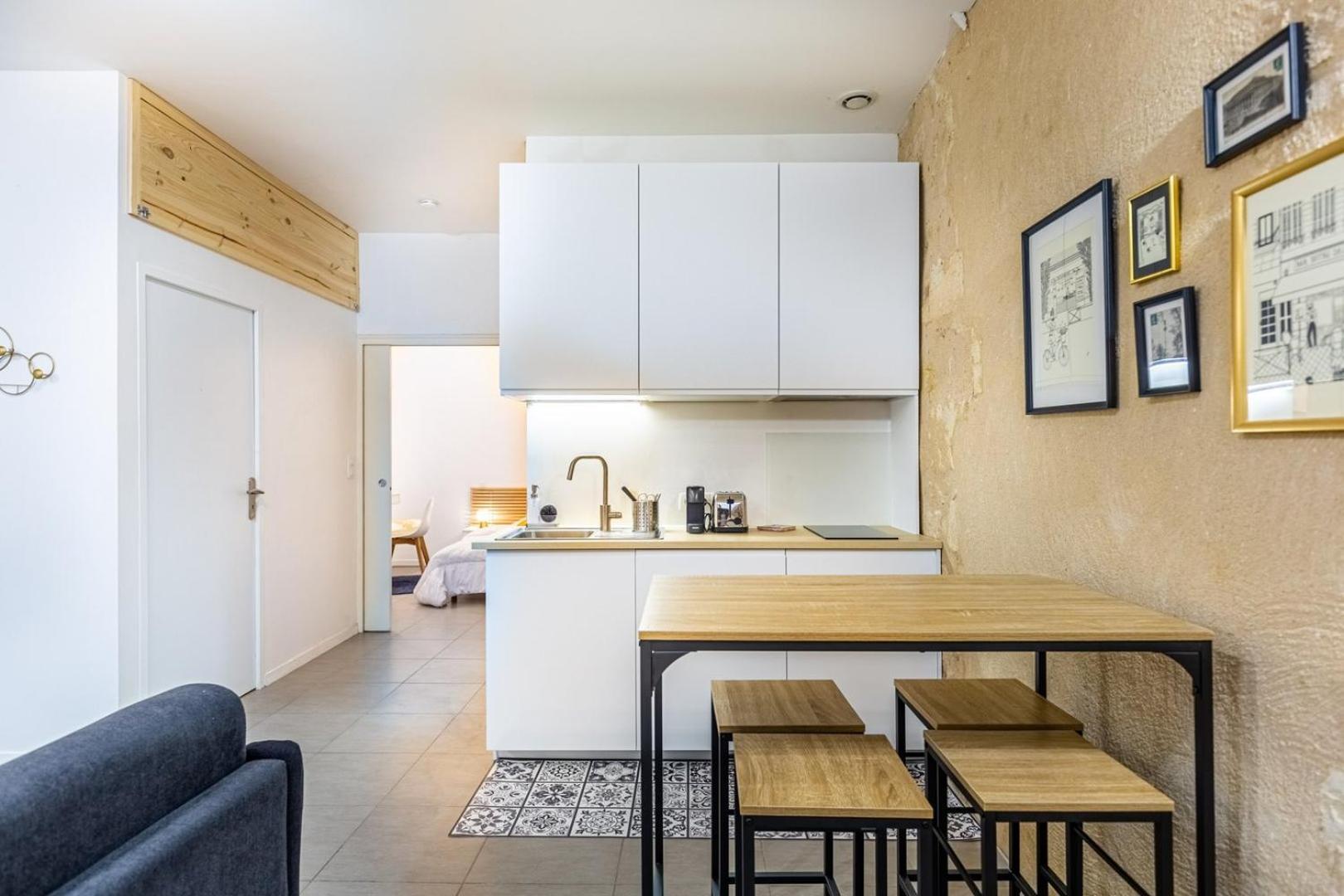 Guestready - Cozy Apt In Frederic & Isabelle Place Bordeaux Exterior photo