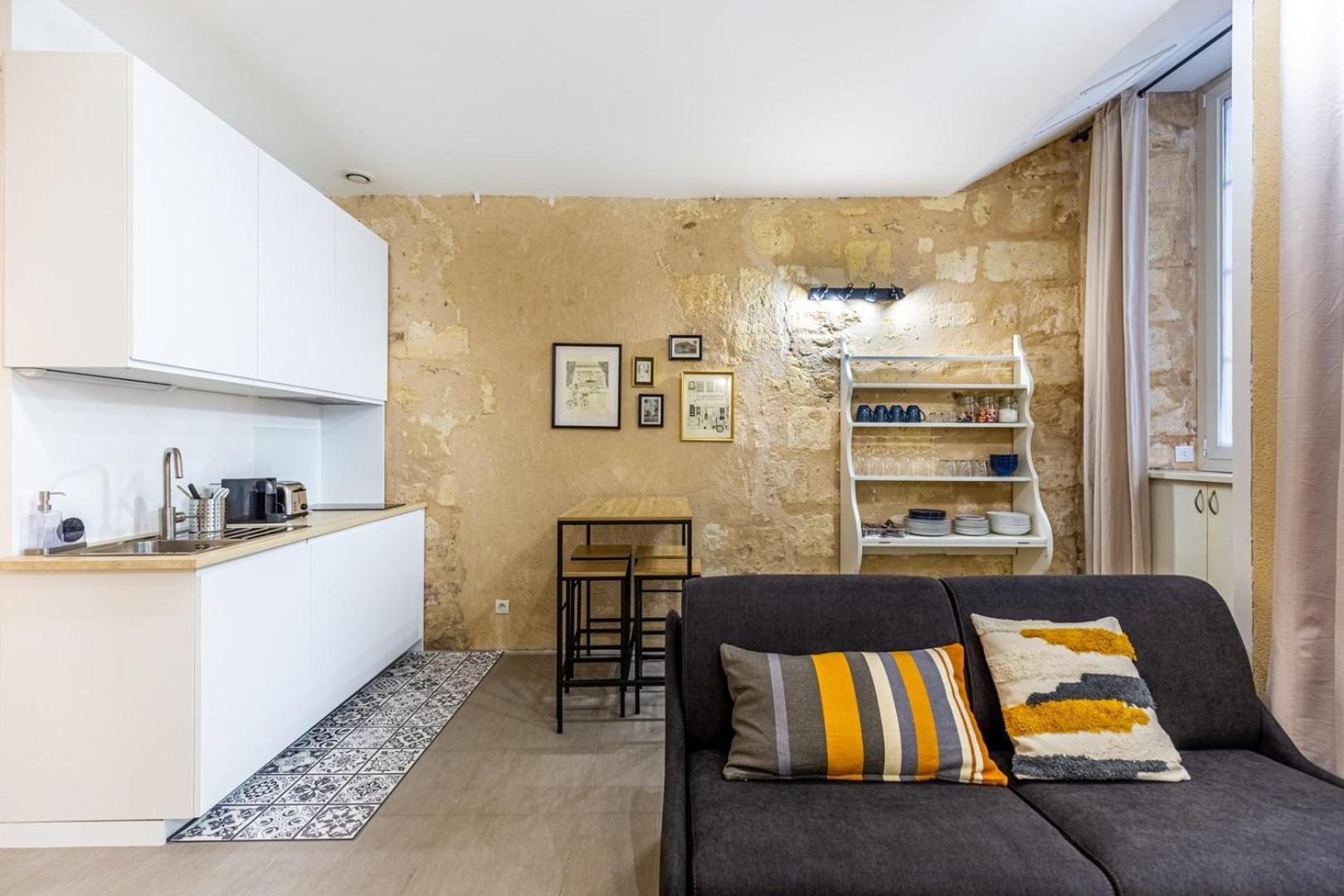 Guestready - Cozy Apt In Frederic & Isabelle Place Bordeaux Exterior photo