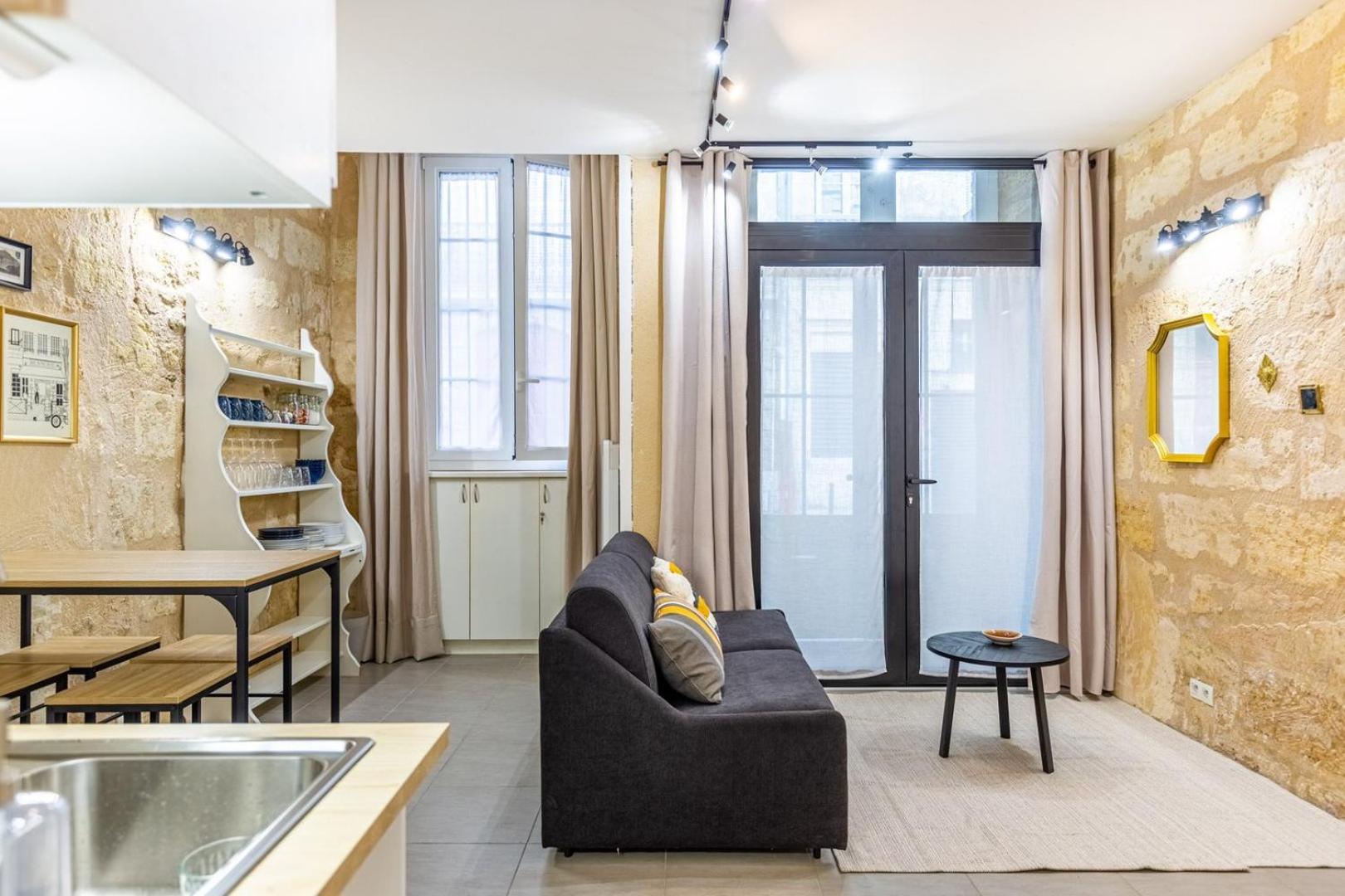 Guestready - Cozy Apt In Frederic & Isabelle Place Bordeaux Exterior photo